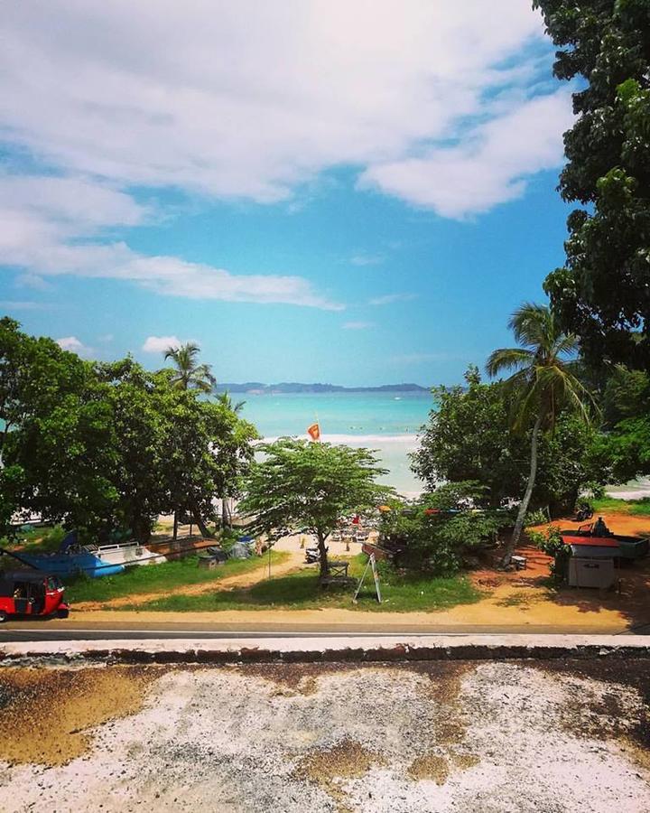 Soul Surfer - Weligama Hostel Exterior foto