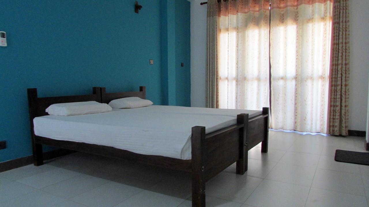 Soul Surfer - Weligama Hostel Exterior foto