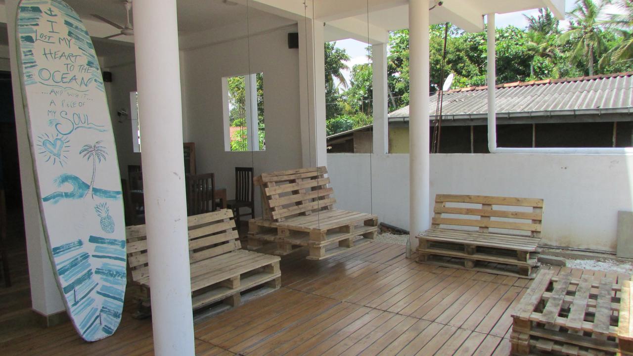 Soul Surfer - Weligama Hostel Exterior foto